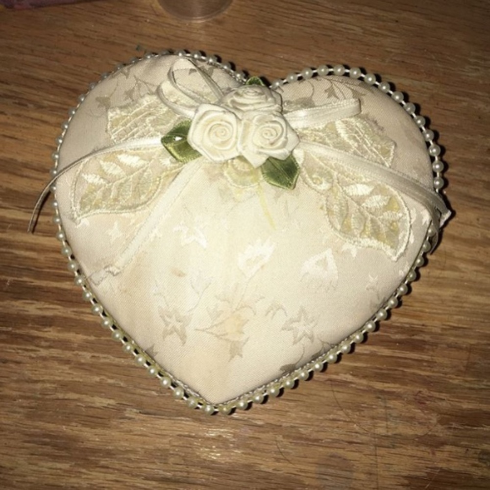 Jewelry box